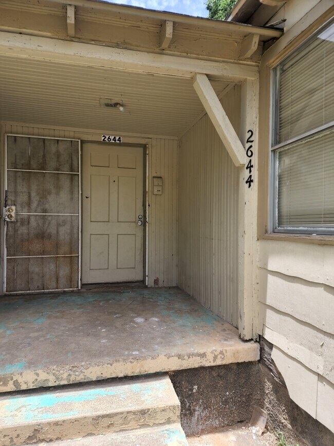 Building Photo - 2644 Canberra Ct