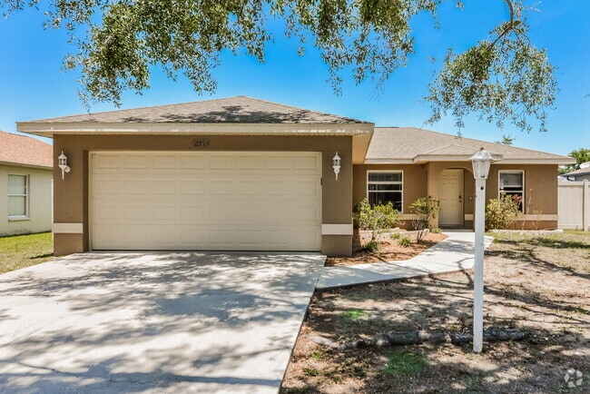 Building Photo - 2714 93rd Ct E