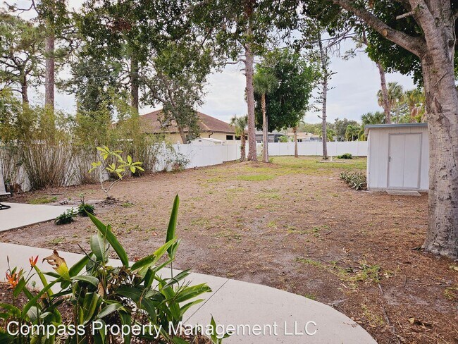 Building Photo - 3 br, 3 bath House - 740 Riviera Street