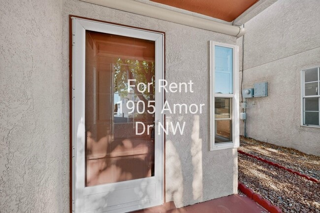 Building Photo - 1905 Amor Dr NW