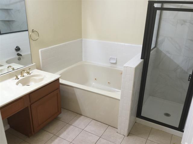 Foto del edificio - 465 Leisure Ln