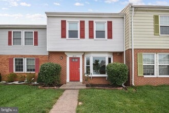 Building Photo - 8853 Teakwood Ct