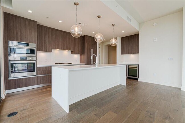 Foto del edificio - 2965 Peachtree Rd NE