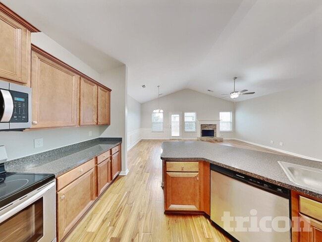 Building Photo - 58 Village Pass