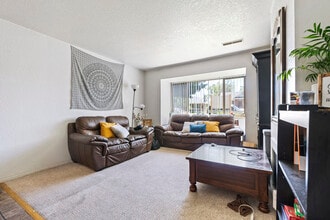 Building Photo - 151 E 300 N