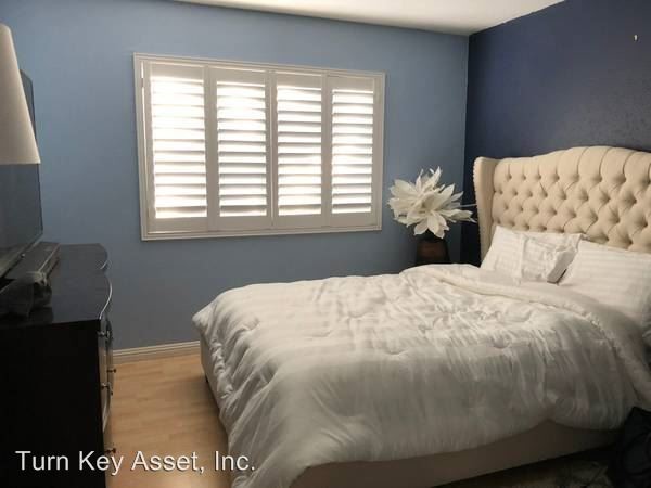 Building Photo - 3 br, 2 bath House - 1819 Tustin Dr