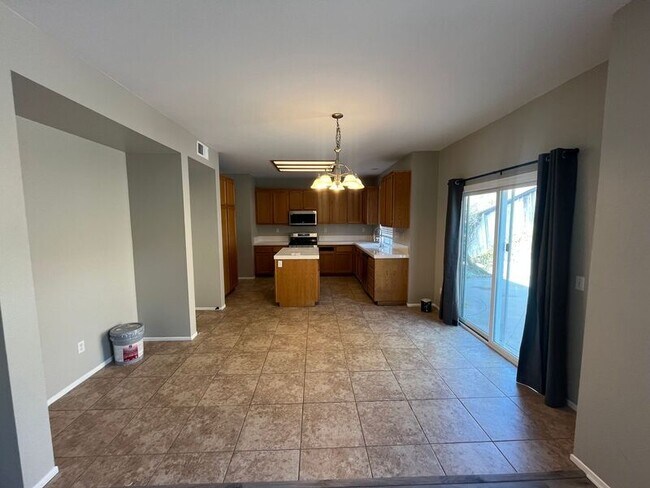 Foto del edificio - 42114 Acacia Way