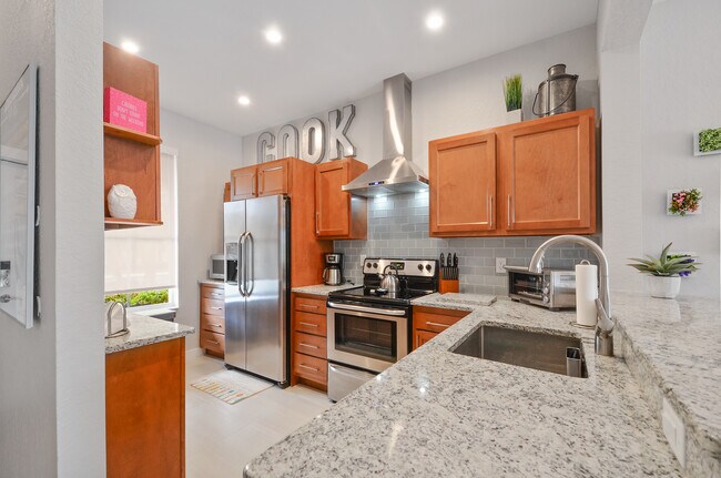 Foto del edificio - 5710 Delorean Dr