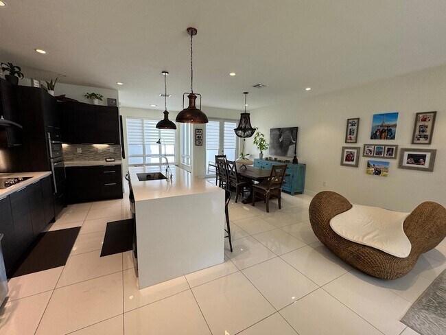 Foto del edificio - 6361 NW 103rd Psge
