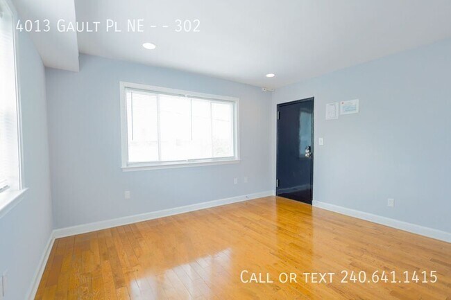 Building Photo - 4013 Gault Pl NE