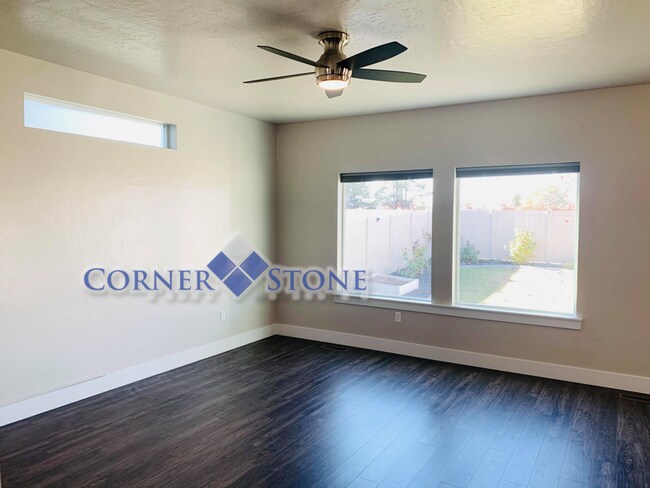 Foto del edificio - Wonderful Home in Sagewood Subdivision!