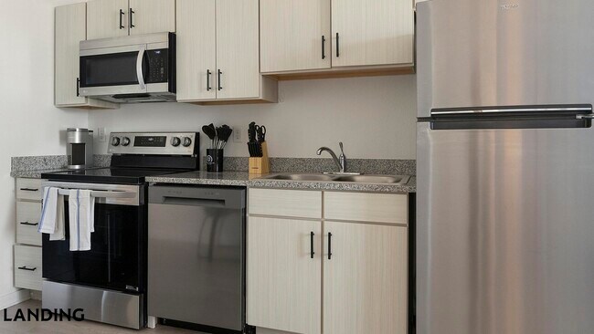 Building Photo - 1030 Browning Rd