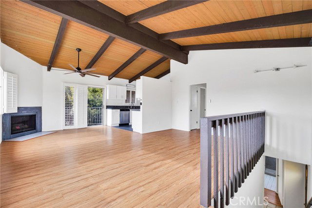 Foto del edificio - 2215 Pullman Ln