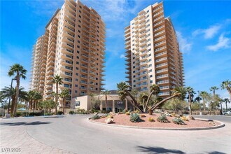 Building Photo - 8255 S Las Vegas Blvd