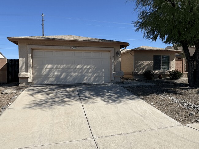 Foto del edificio - Eastside 3 bedroom 2 bath move in ready