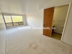 Building Photo - 98-640-640 Moanalua Loop