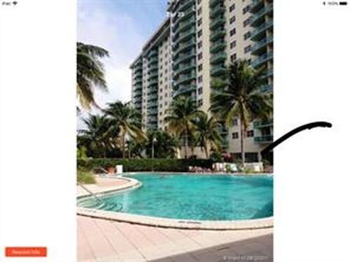 Building Photo - 19390 Collins Ave