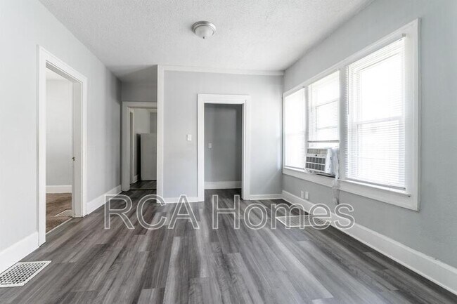 Foto del edificio - 1411 N Belleview Pl