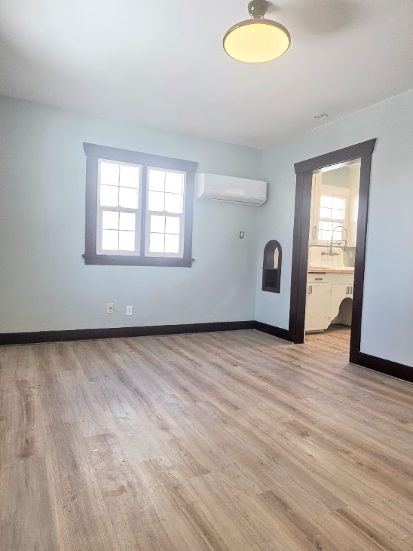 Building Photo - 506 N 3rd Ave
