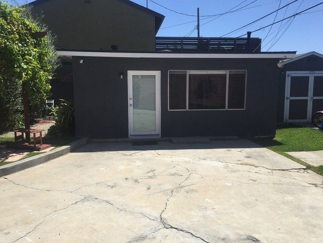 Building Photo - 4431 S Slauson Ave