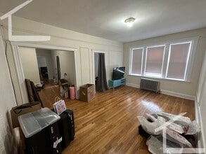 Building Photo - 70 Chiswick Rd