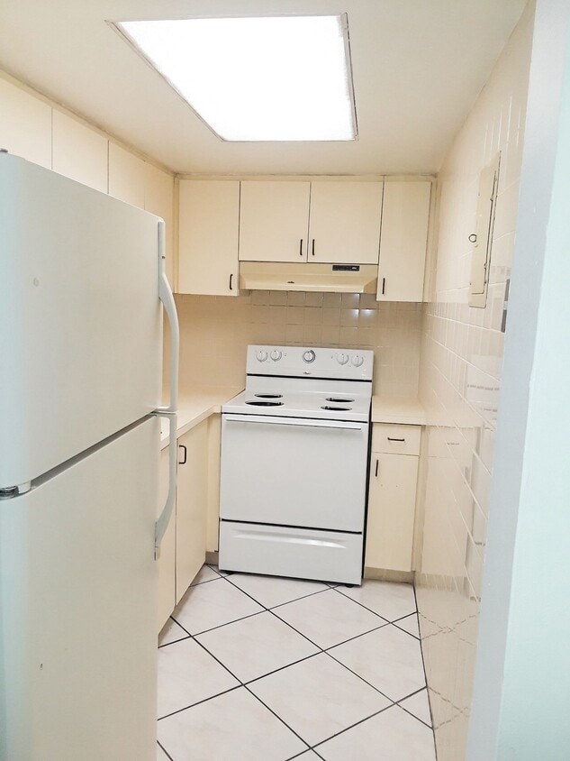 Primary Photo - 4841 NW 7th St