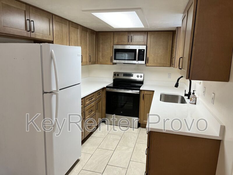 Foto principal - 1893 W 800 N St