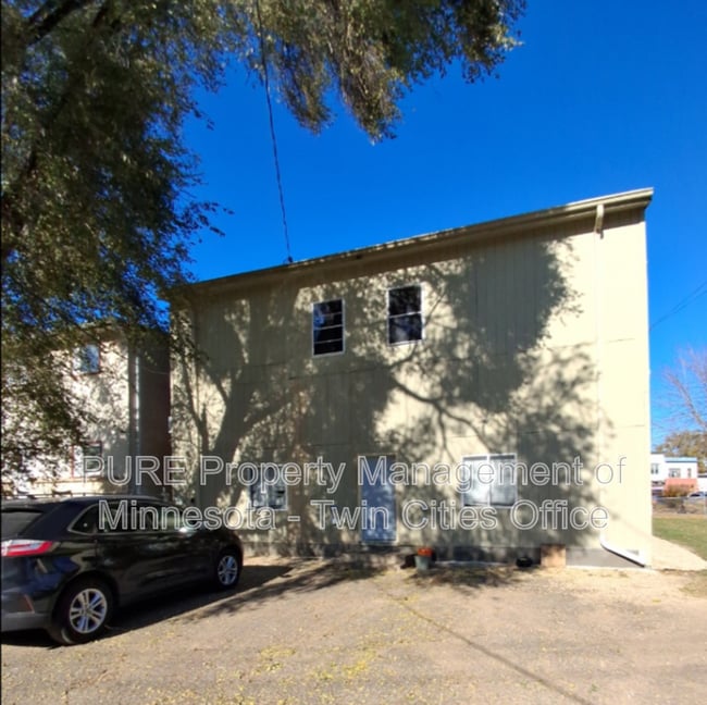 Building Photo - 840 Beech St