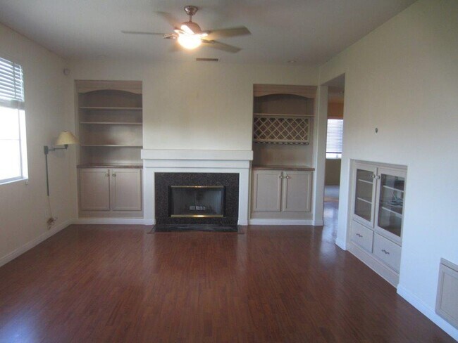 Foto del edificio - 3475 High Point Pl