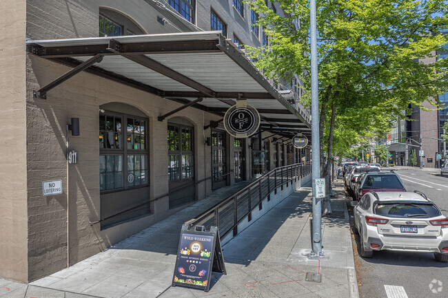Retail Spaces - Marshall Wells Loft