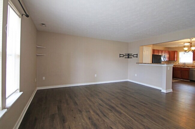 Foto del edificio - 1272 Frost Pl