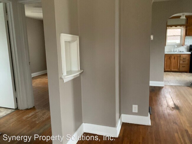 Building Photo - 2 br, 1 bath House - Fairlawn Ave 364 Rich...