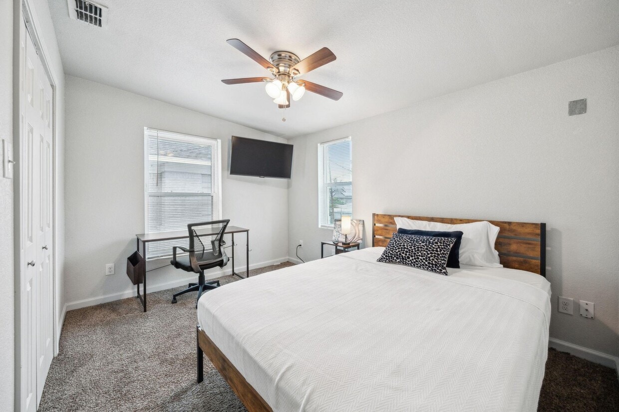 Photo - 2737 Purington Ave (Fort Worth, TX)