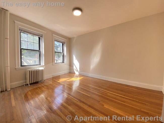 Foto del edificio - 1558 Massachusetts Ave