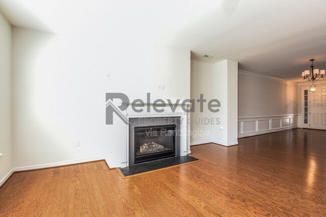 Building Photo - 2903 Triple Notch Ct