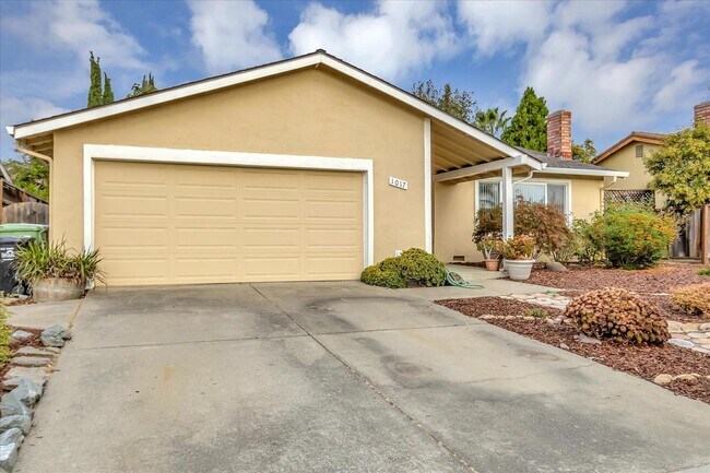 Building Photo - 3 br, 2 bath House - 1017 Belford Drive