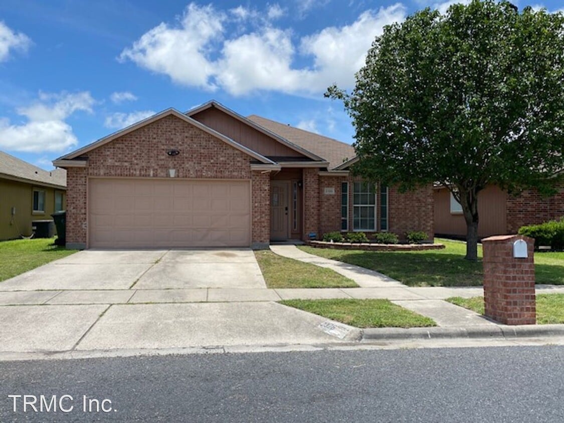 Primary Photo - 3 br, 2 bath House - 2326 NAUTICAL WIND DR.