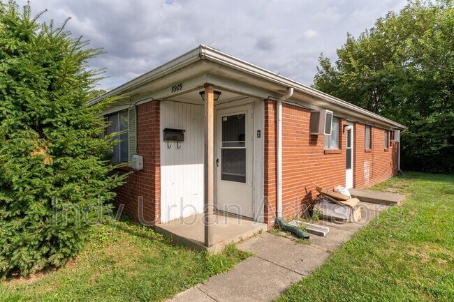 Foto del edificio - 5909 W Morris St