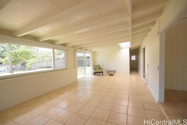 Building Photo - 637 Paopua Loop