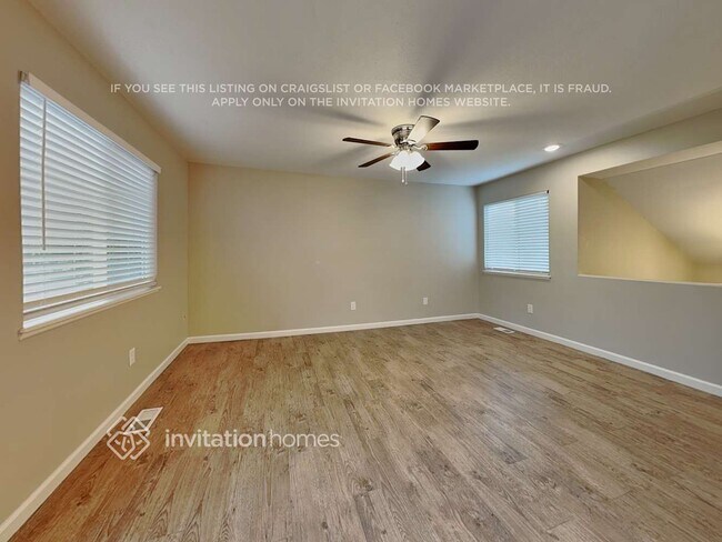 Foto del edificio - 5035 Rushford Pl