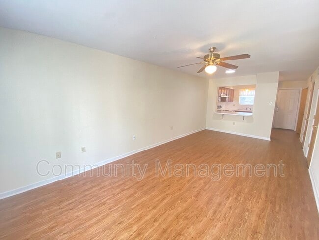 Building Photo - 4253 Janet Ave