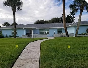 Building Photo - 24 Sunny Beach Dr