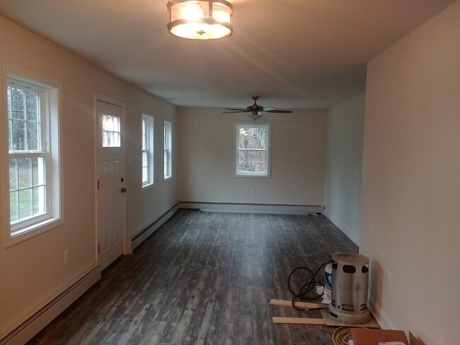 Building Photo - 16201 Marlboro Pike