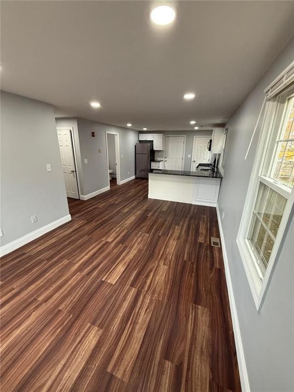 Building Photo - 16 Saratoga Ave