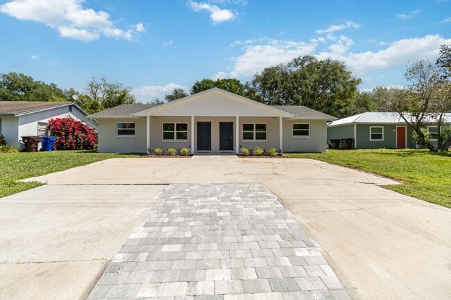 Photo - MOVE IN SPECIAL-Beautiful Newly Renovated 2/1 Duplex in St. Cloud Close To Lakefront House