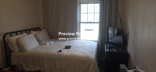 Foto del edificio - 321 N Harvard St
