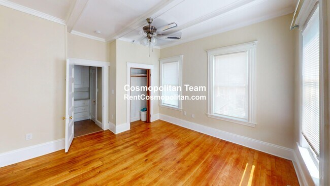 Foto del edificio - 321 Summer St