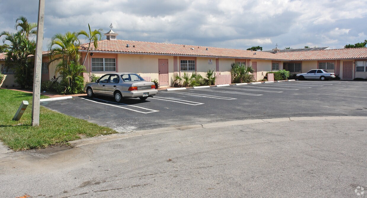 Building Photo - 10301 NW 36th St