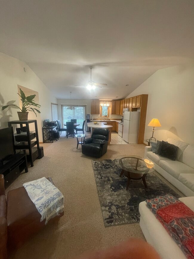 4980 E Leckie Ln, Saginaw, MI 48603 Townhome Rentals in Saginaw MI