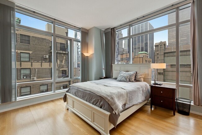 The Centria Unit 19E - 18 W 48th St